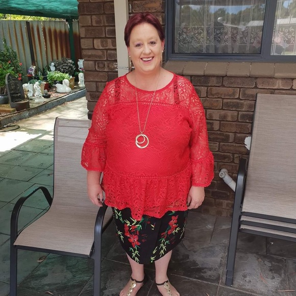 Meet your Posher, Verronica - Picture 1 of 1